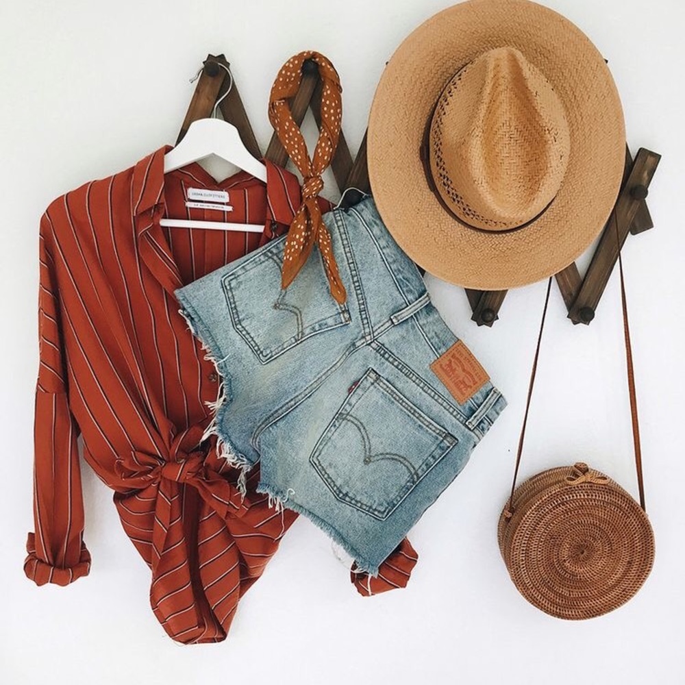 SPRING/SUMMER 5LB Mystery Bundles: Women’s Fast Fashion/Mall Brands Box XS/S/M - Picture 4 of 7